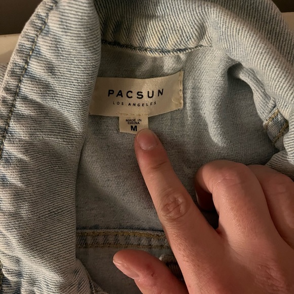 PacSun Destressed Jean Jacket - size M - Picture 2 of 4